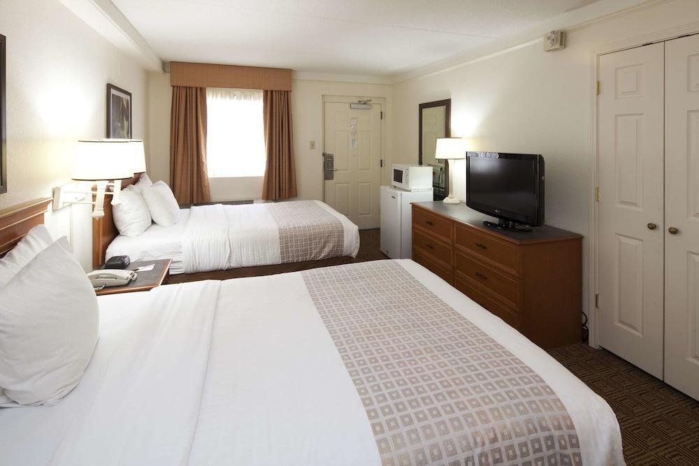 La Quinta Inn By Wyndham Huntsville Research Park Zewnętrze zdjęcie