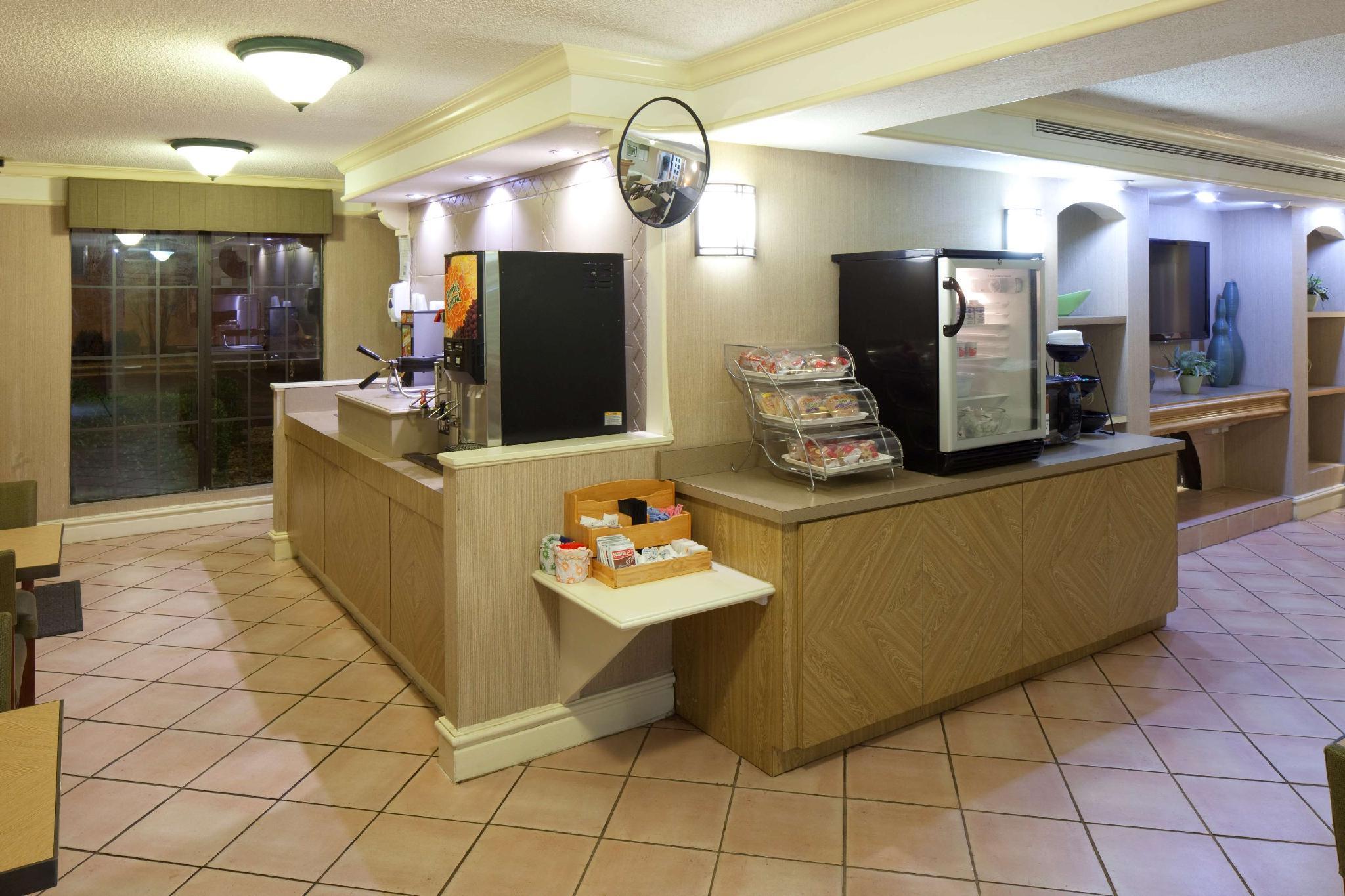 La Quinta Inn By Wyndham Huntsville Research Park Zewnętrze zdjęcie