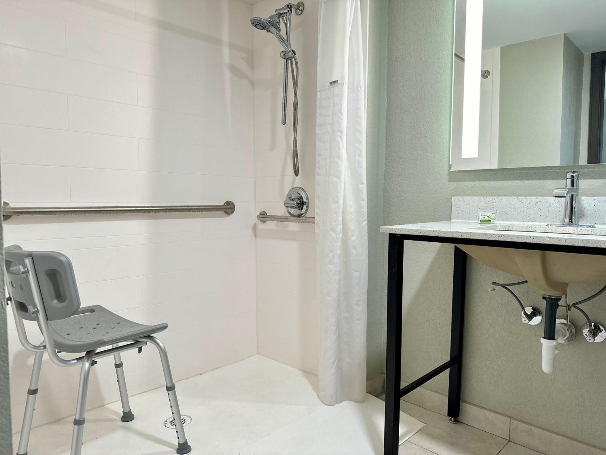 La Quinta Inn By Wyndham Huntsville Research Park Zewnętrze zdjęcie