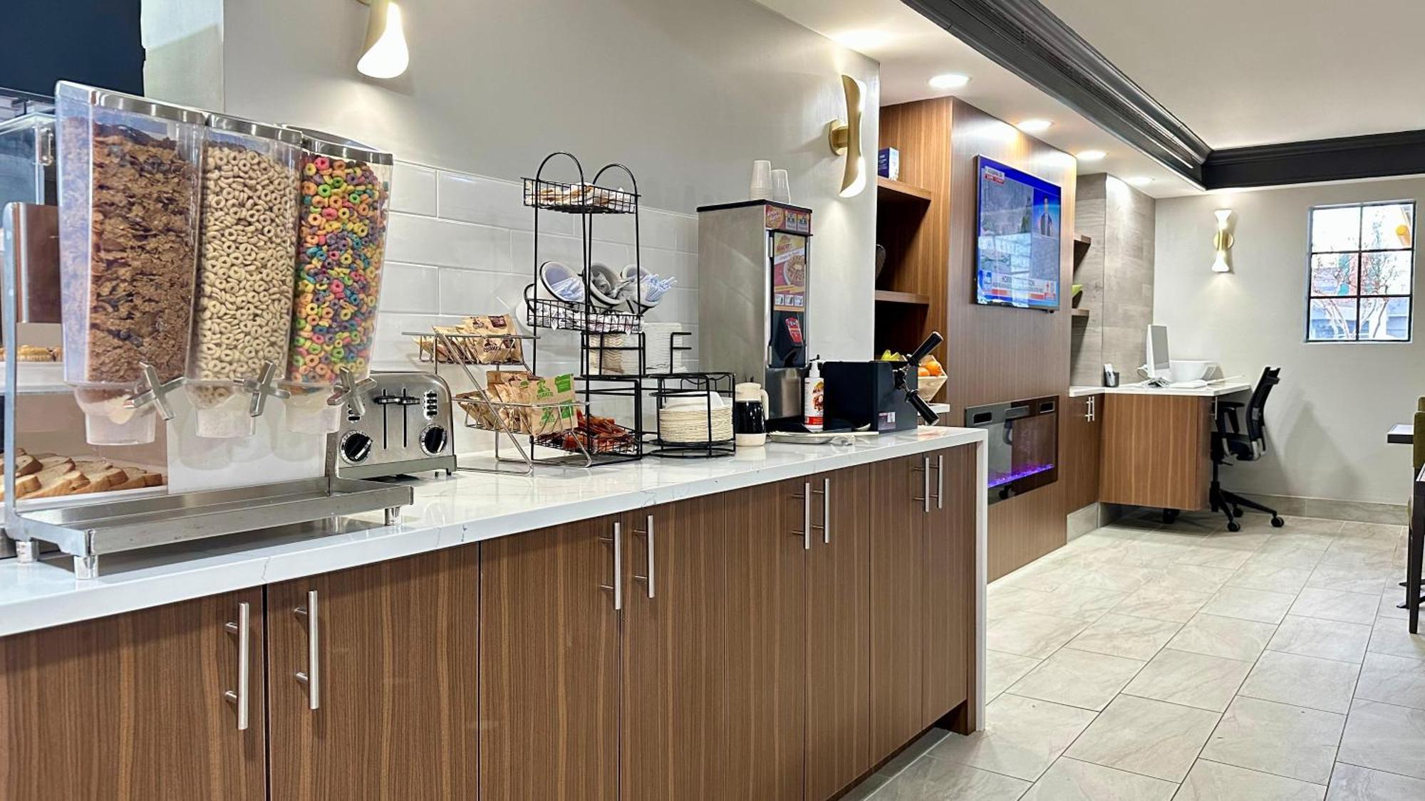 La Quinta Inn By Wyndham Huntsville Research Park Zewnętrze zdjęcie