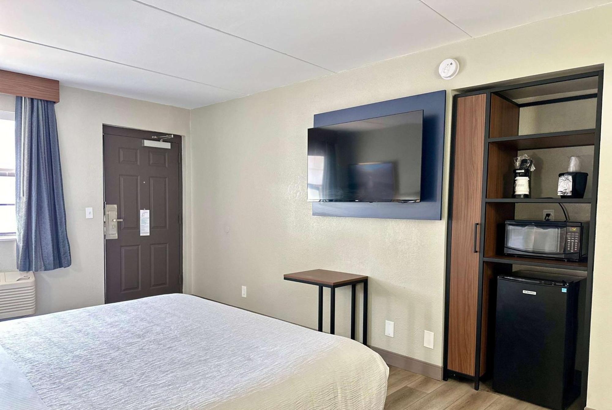 La Quinta Inn By Wyndham Huntsville Research Park Zewnętrze zdjęcie