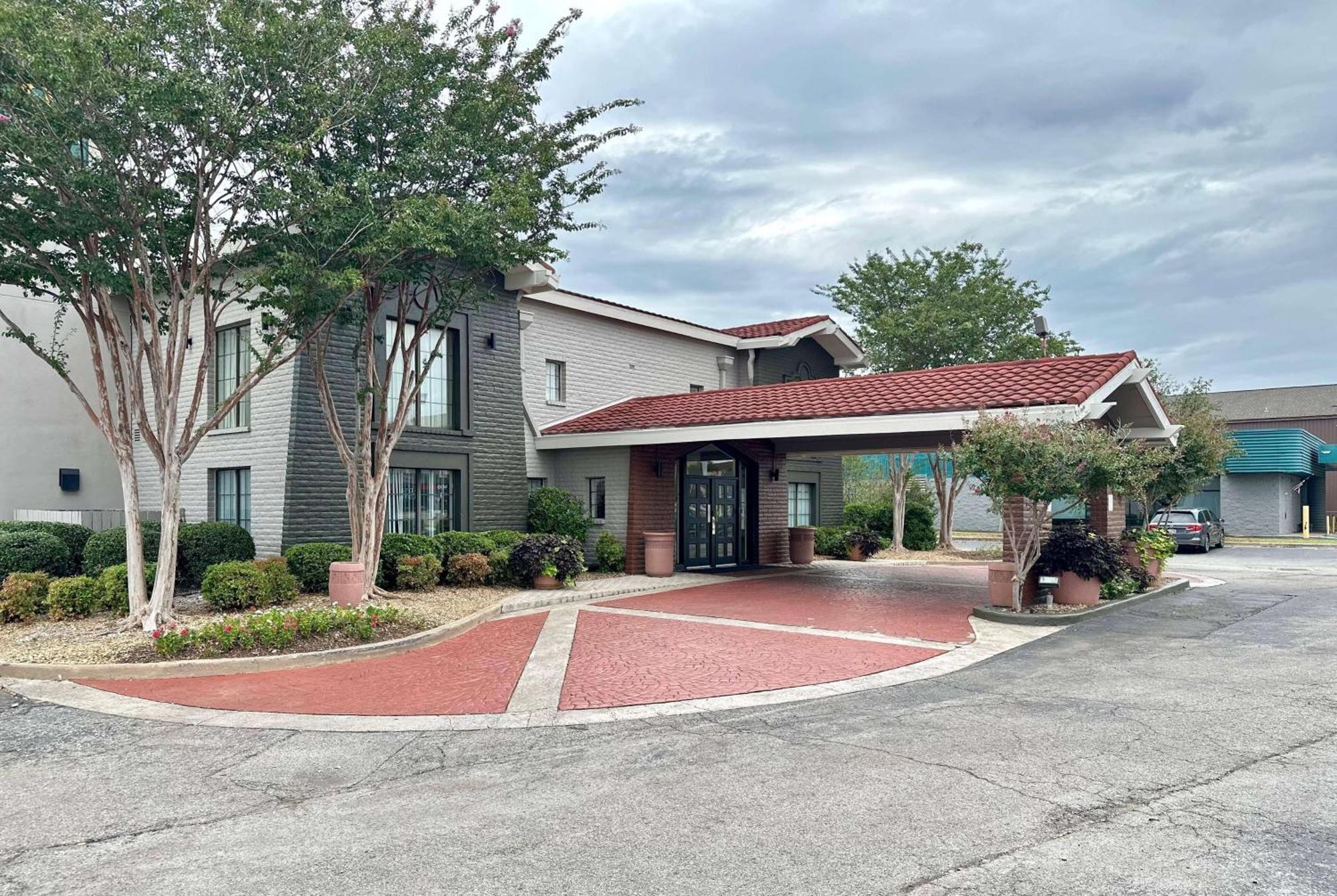 La Quinta Inn By Wyndham Huntsville Research Park Zewnętrze zdjęcie