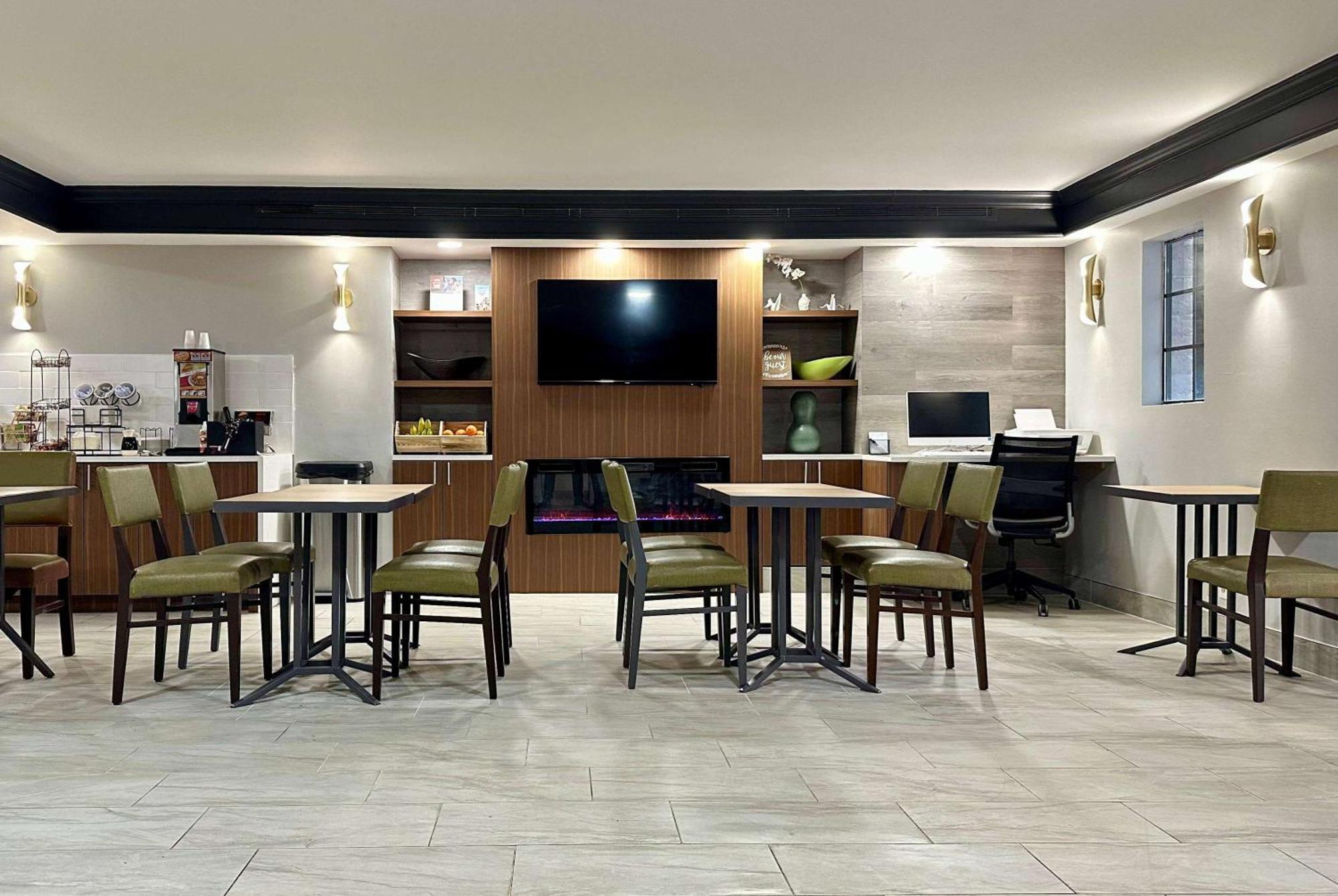 La Quinta Inn By Wyndham Huntsville Research Park Zewnętrze zdjęcie