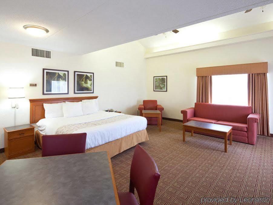 La Quinta Inn By Wyndham Huntsville Research Park Zewnętrze zdjęcie